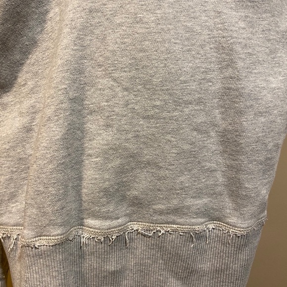 American Eagle Gray V-Neck Pullover Sweatshirt - Picture 10 of 10